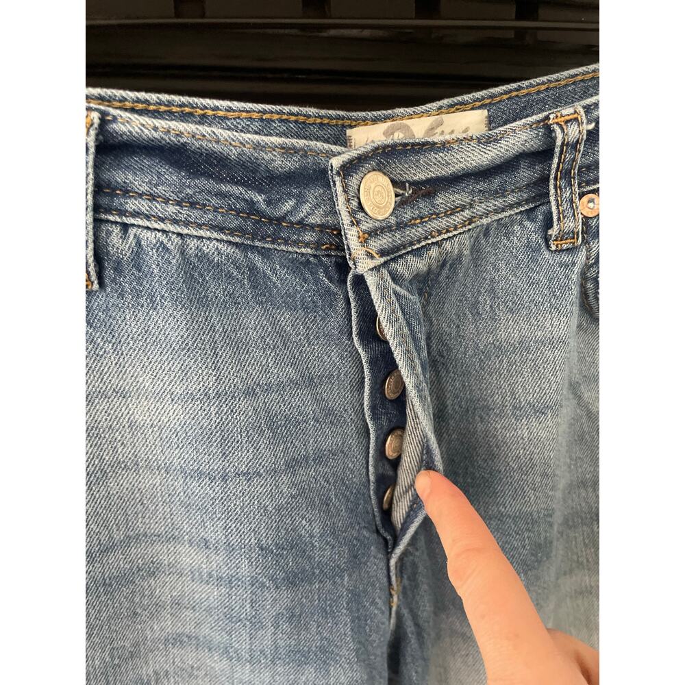 Free People Maggie Cropped Ripped Knee Jeans Size 26 Raw Ankle Distressed Denim - Picture 5 of 10
